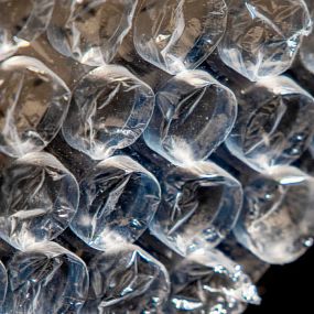 Фото Упаковочная пузырчатая пленка двухслойная 2-10-50 г/ м² (50м,100м)